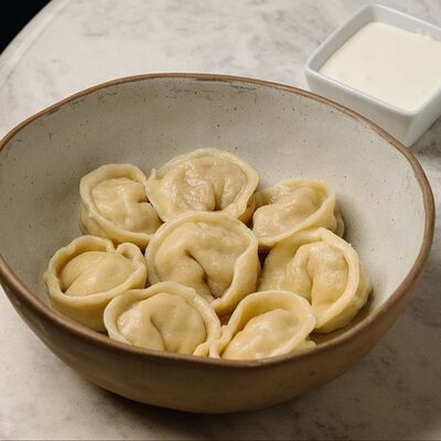 Пельмени с фермерским цыплёнком в Кристалл по цене 470 ₽