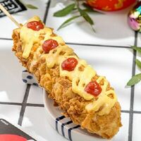 Корн-дог в кукурузных хлопьях с сыром в I Wok You