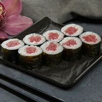 Маки с тунцом в Суши Well