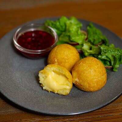 Кнедлики с сыром в Кнедлик по цене 480 ₽