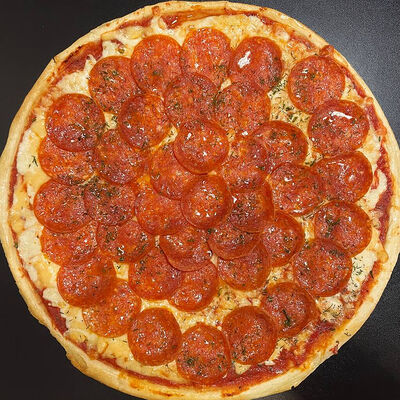 Пицца Пепперони(30см) в Съедим всё по цене 900 ₽