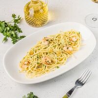 Алио Олио лингвини с креветками, с чесноком и оливковым маслом в АндерСон