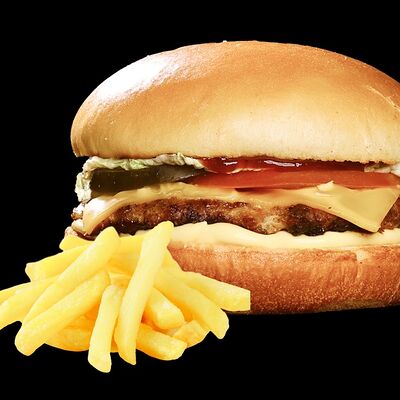 Бургер Moмo халяль в Kebab Boss по цене 419 ₽