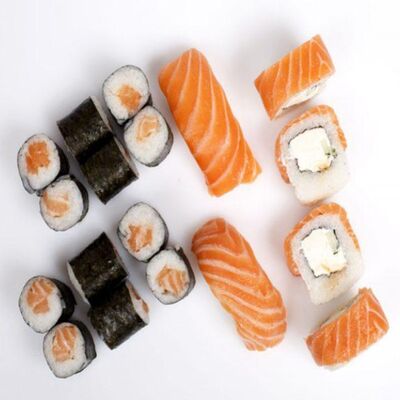 Сет Мир Салмон 18 шт в Sushi King по цене 1050 ₽