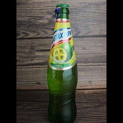 Лимонад Натахтари Фейхоа в Три хинкали&Шашлык по цене 260 ₽