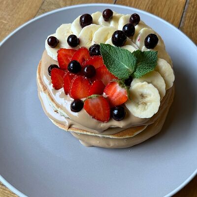 Десерт Kinder Bueno в BUENO cafe по цене 770 ₽