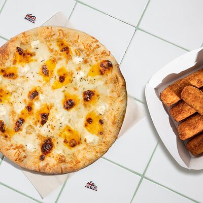 Сырный Час в Epic Pizza по цене 999 ₽