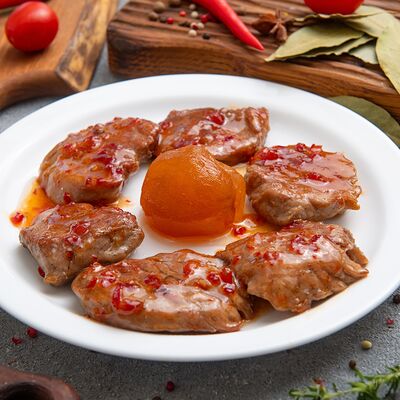 Свиная вырезка с абрикосом, в кисло-сладком соусе в Звёздная ночь по цене 845 ₽