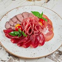 Мясное ассорти в Армега