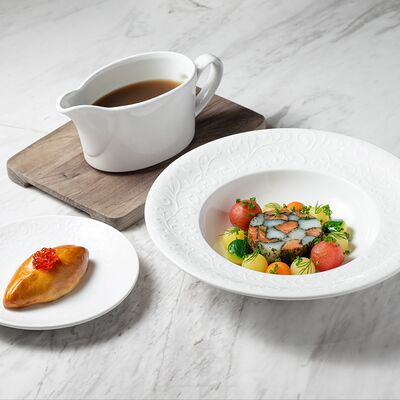 Архиерейская уха из стерляди, лосося и судака. в Мясной синдикат по цене 1190 ₽