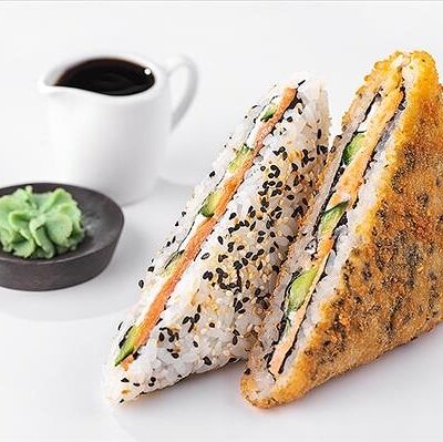 Сендвич с курицей в Суши море по цене 255 ₽
