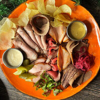 Доставка Мясное ассорти в Library