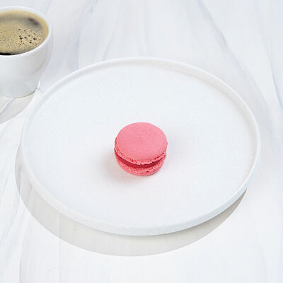 Макарон клубника-лайм в Магбургер & Братья Караваевы по цене 65