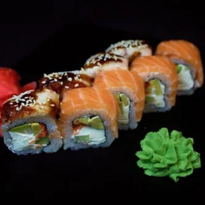 Ролл Лосось дракона в Пара палок по цене 720 ₽