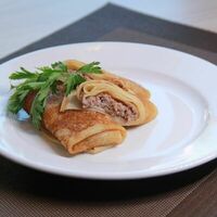 Блинчики с мясом в Buffet