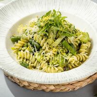 Паста с зелеными овощами в Kumpan