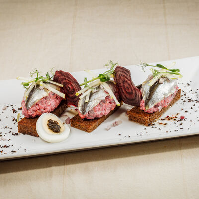 Филе сельди под шубой в Ив.Дурдинъ по цене 420