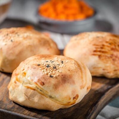 Самса Тандырная с говядинойв Шаурма-Шашлык в Тренде по цене 190 ₽