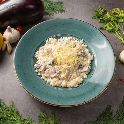 Ризотто с цыпленком и грибами в Balkan Place по цене 485 ₽