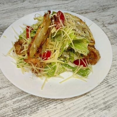 Салат Цезарь с креветкой в ПиццаВафли по цене 610 ₽