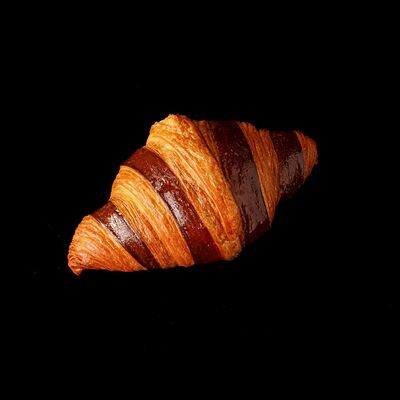 Круассан с шоколадным кремом в Пекарь Хлебов по цене 375 ₽