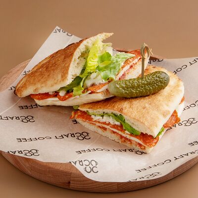 Панини Пеперони в CRAFT COFFEE по цене 650 ₽