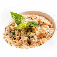 Ризотто с курицей и рукколой в Мариус