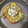 Тост с авокадо на бриоши в Vibes Cafe по цене 510