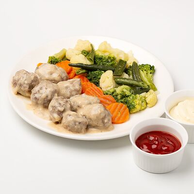 Фрикадельки с соусом и овощами на пару в БлинОК по цене 765 ₽