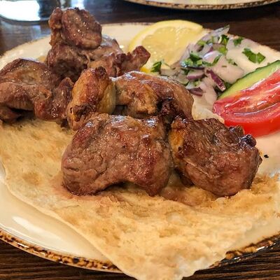 Шашлык из cвинoго карбонада в Шаурма на просвященской по цене 1995 ₽