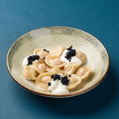 Пельмени с щукой отварные в Мираж по цене 240 ₽