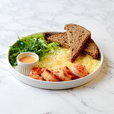 Скрембл с креветками в Stories по цене 590 ₽