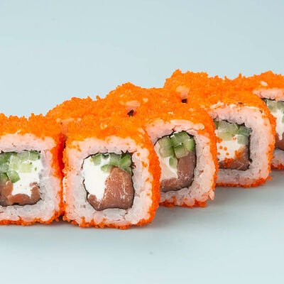 Ролл Калифорния с лососем в Сушилка по цене 780 ₽