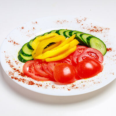 Нарезка овощная в Абсолют по цене 320 ₽