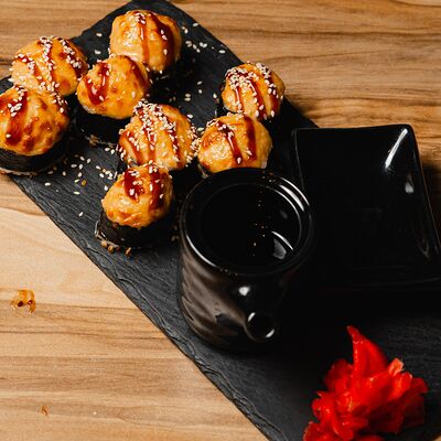 Ролл запеченный с курицей в Смородина по цене 530 ₽