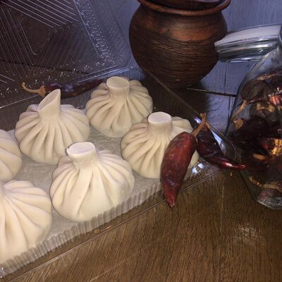 Хинкали замороженные из говядины в Соседи Home Cafe по цене 760 ₽