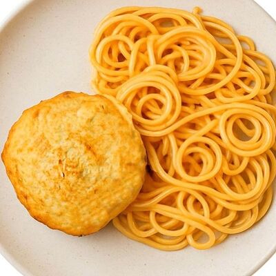 Куриная котлета со спагетти в Scandy park по цене 420 ₽