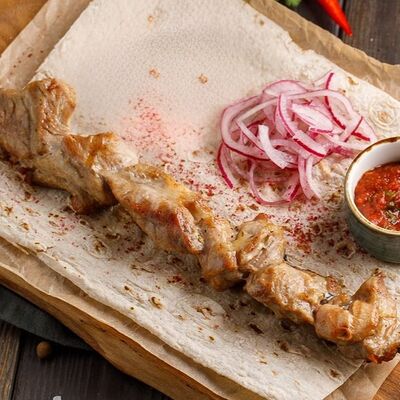 Шашлык из свинины в Охота на Енота по цене 690 ₽