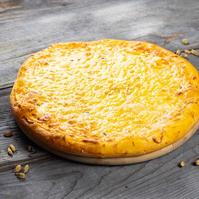 Пицца 8 сыров в Муравей по цене 580 ₽