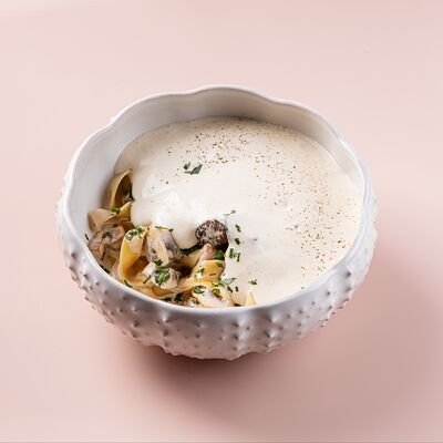 Феттучинне с белыми грибами в Avgust13 по цене 940 ₽