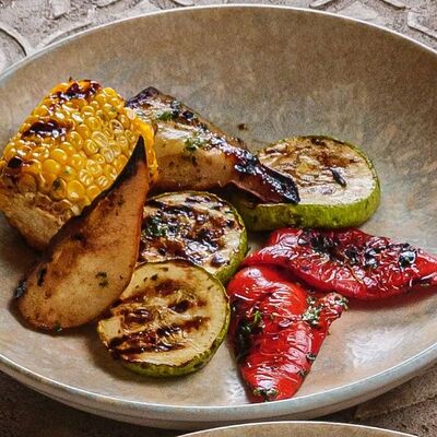 Овощи на мангале в Кишмиш Oйla по цене 415 ₽