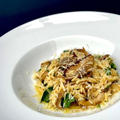 Орзо с белыми грибами в Pellegrino по цене 845 ₽