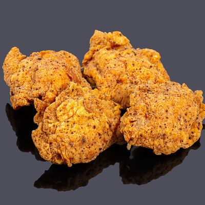 Куриные крылья в панировке в Булка и Мясо по цене 450 ₽