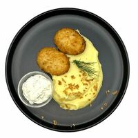 Котлеты из судака с картофельным пюре в CAFE BAZAR