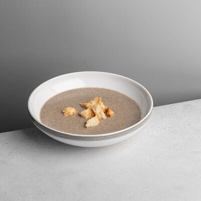 Грибной крем-суп с трюфелем и гренками в Великие по цене 756 ₽