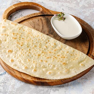 Кутаб с сыром и зеленью в Casa Mia Халва Тсуру по цене 265 ₽