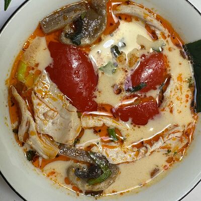 Том ям с курицей в Pho Nem по цене 639 ₽