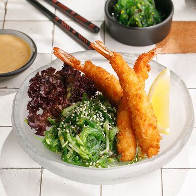 Салат Чука с креветкой в темпуре в ЛарисуВаннуХочу по цене 650