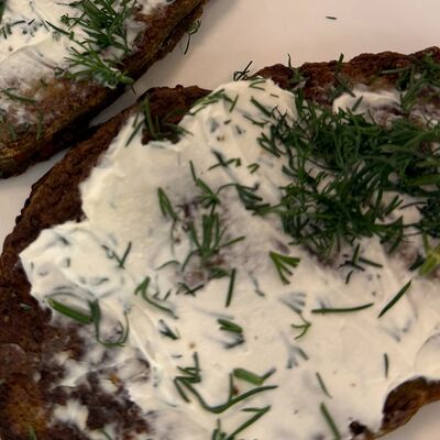 Оладьи печеночныев Kontrast Bijou по цене 125 ₽