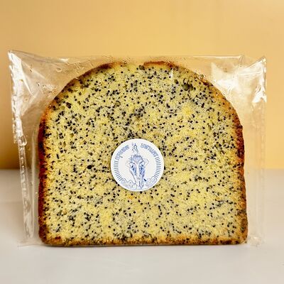 Кекс лимонный с маком в SunSet по цене 190 ₽